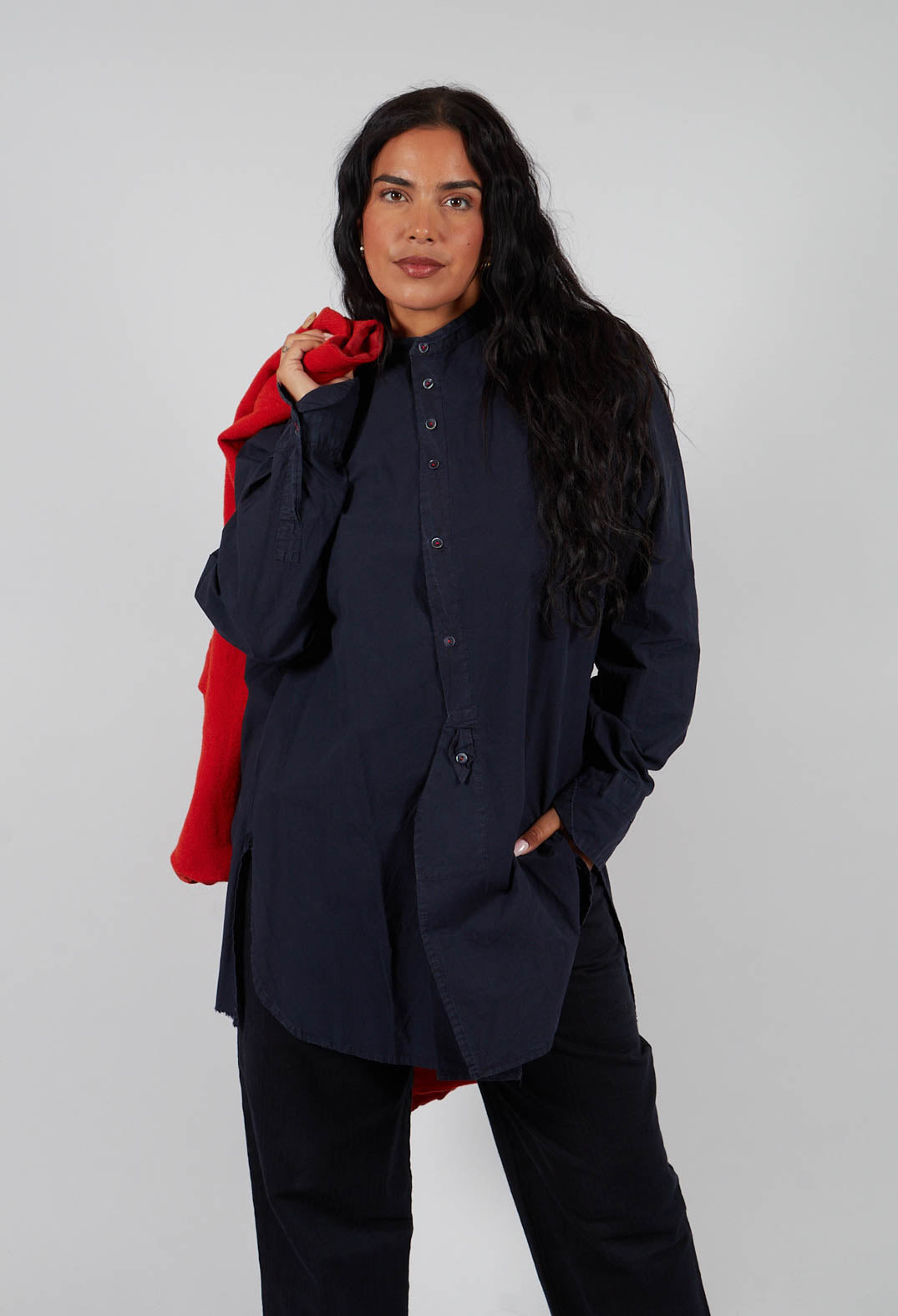 Sam Unisex Shirt in Navy