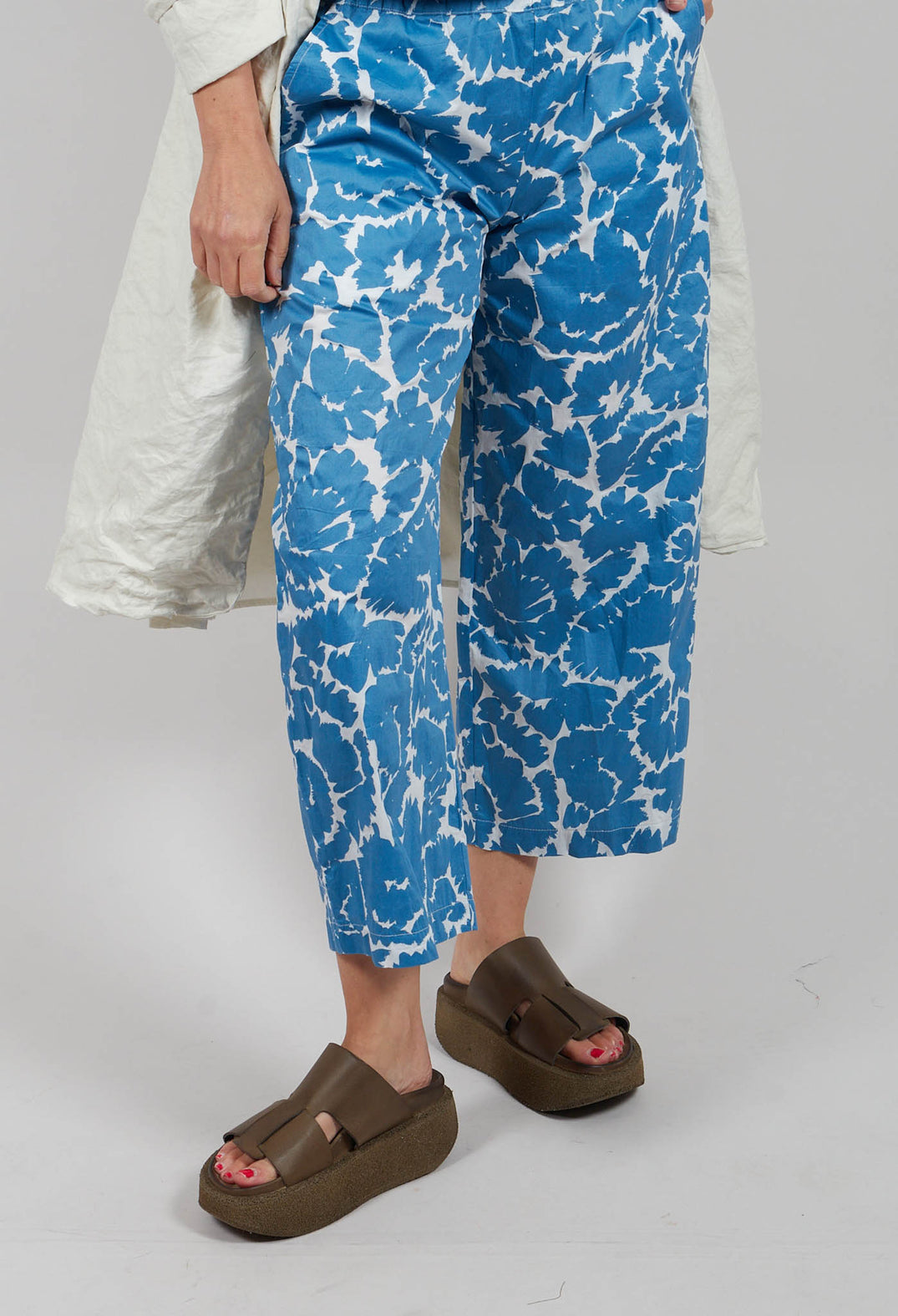 Wide Leg Trouser in Flowers
