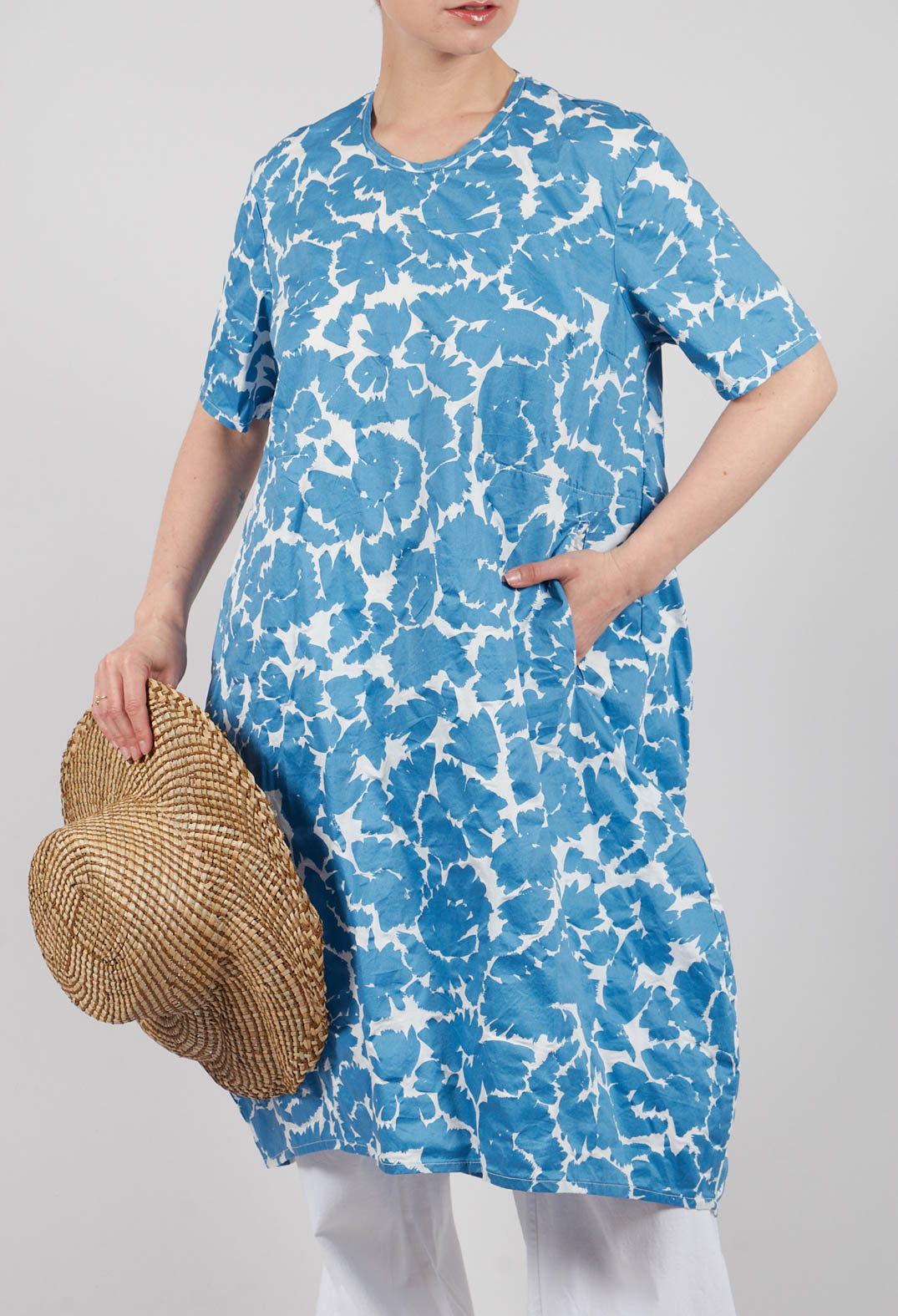 Short Sleeved Flower Dress in Flowers
