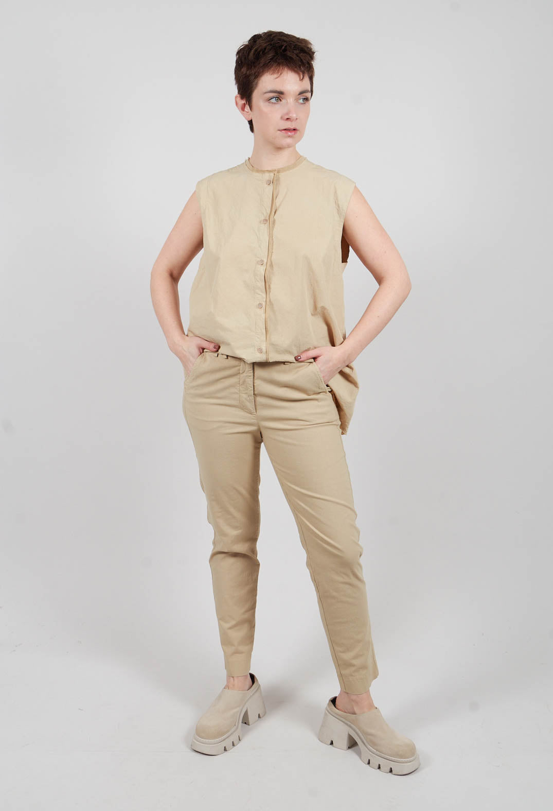 Tapered Leg Trouser in Juta