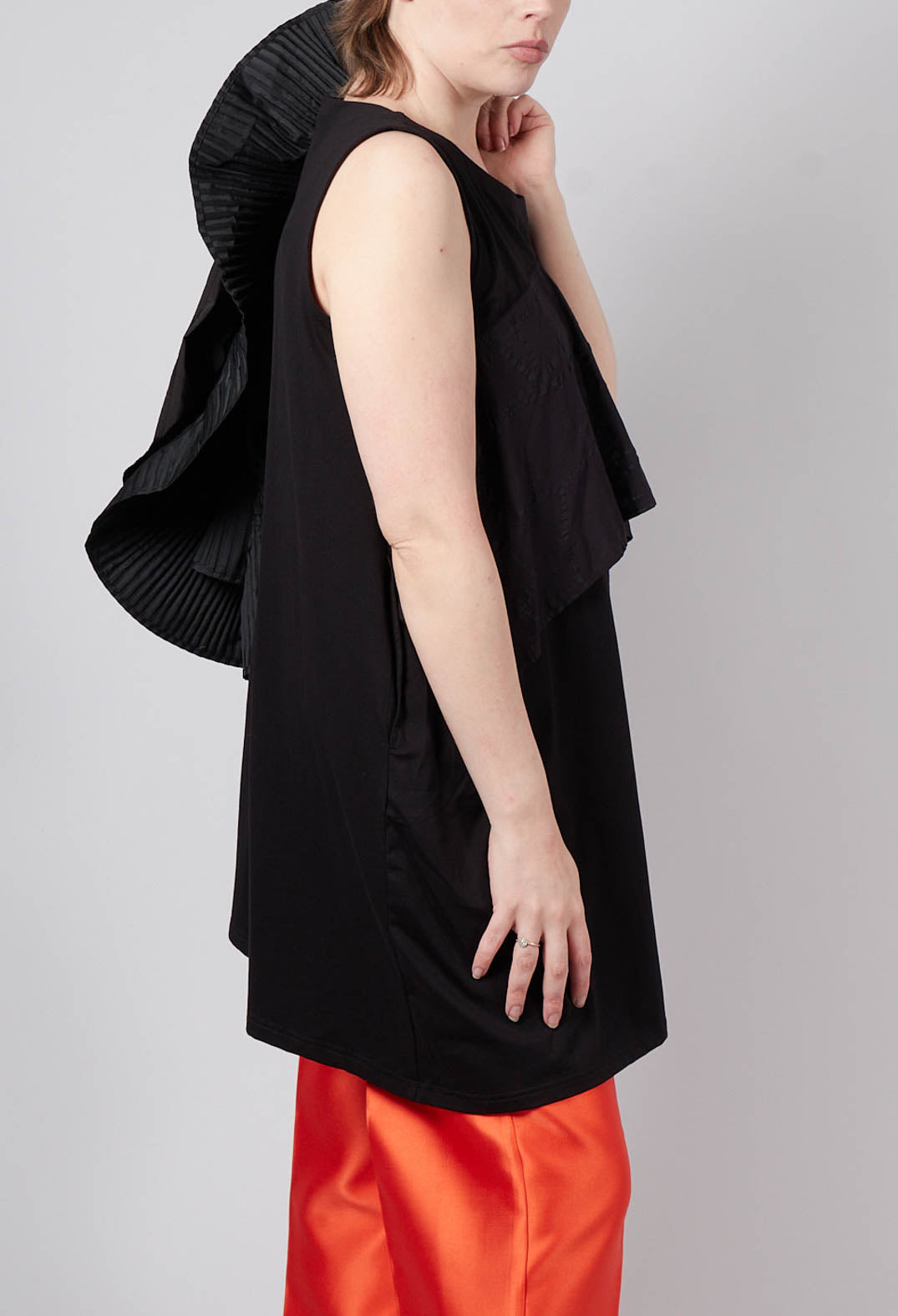 Sleeveless Tunic Dress in Black