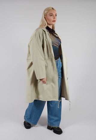 Drawstring Parka Coat in Mastice