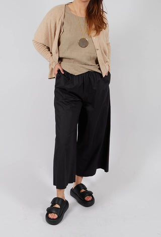 Trousers with Wide Leg in Nero