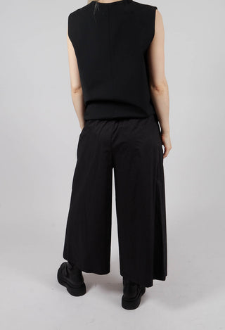 Trousers with Wide Leg in Nero