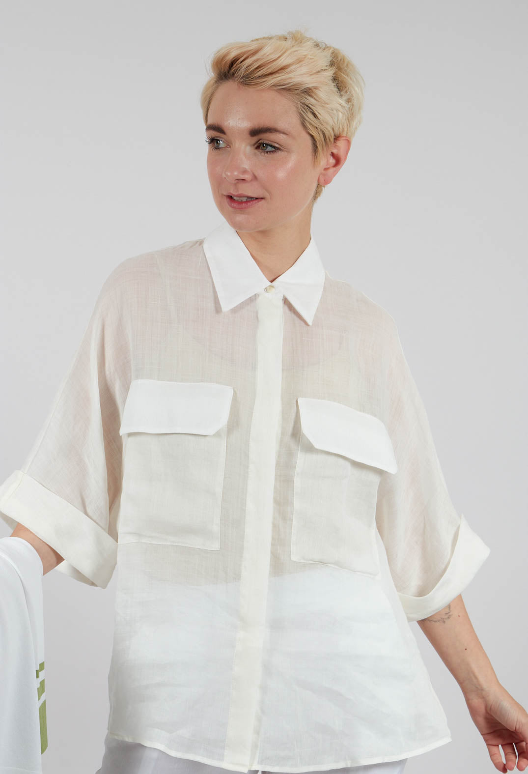 Shirt with Large Pockets in Avorio