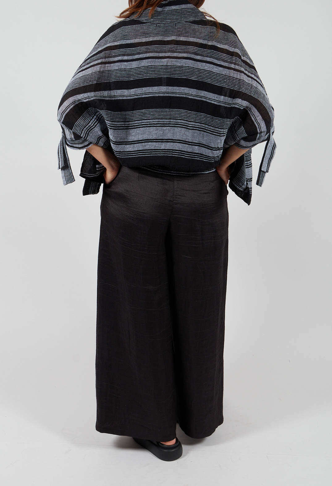 Wide Leg Plain Trousers in Nero