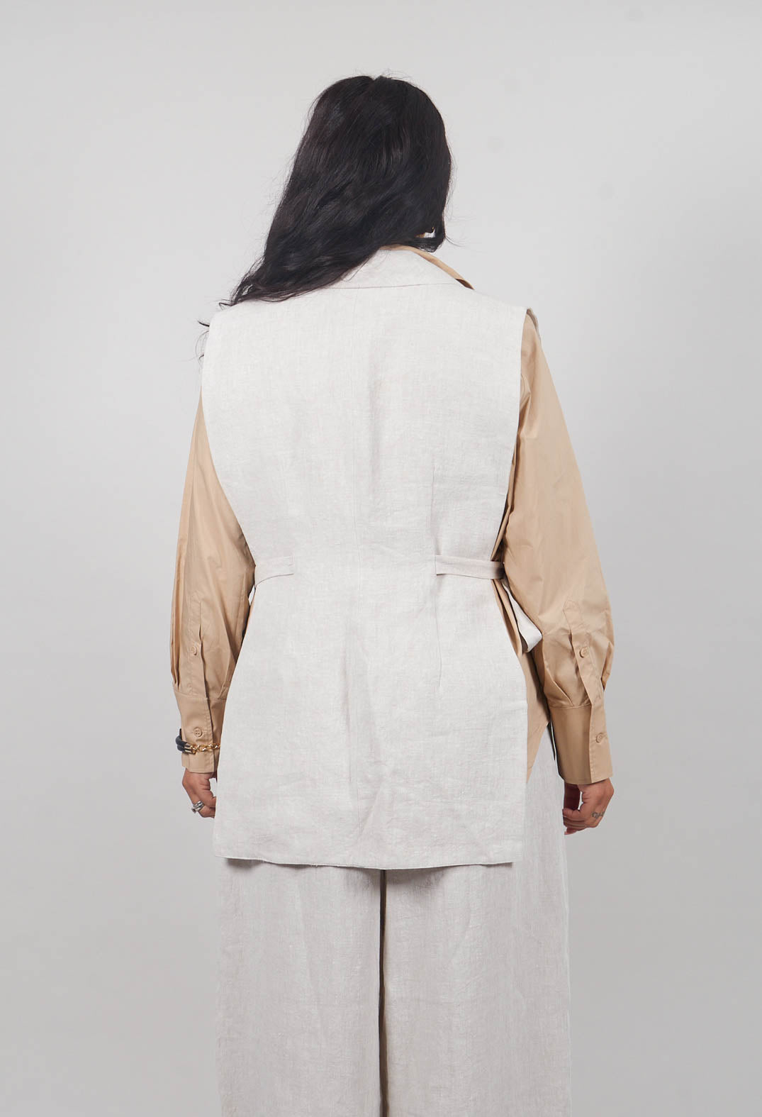 Strings Linen Waistcoat in Naturale