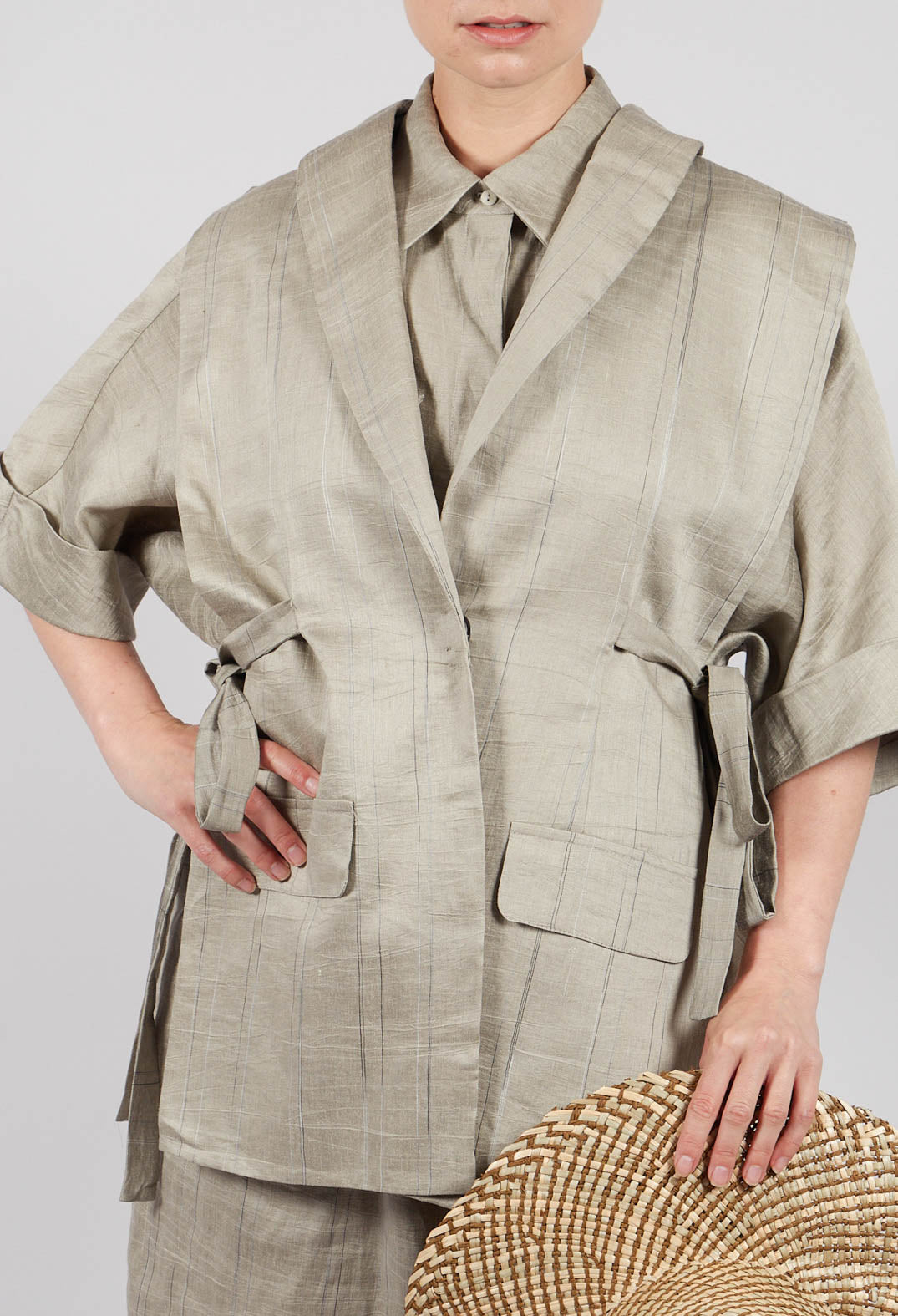 Strings Linen Blend Waistcoat in Naturale