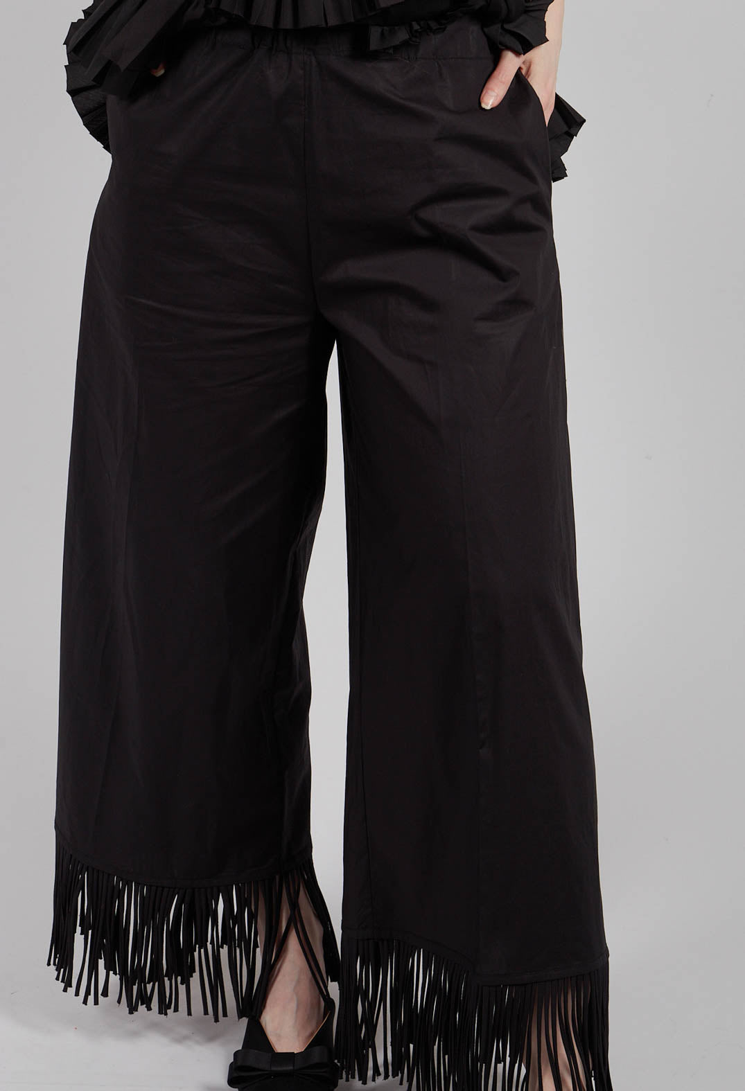 Fringed Trouser in Nero