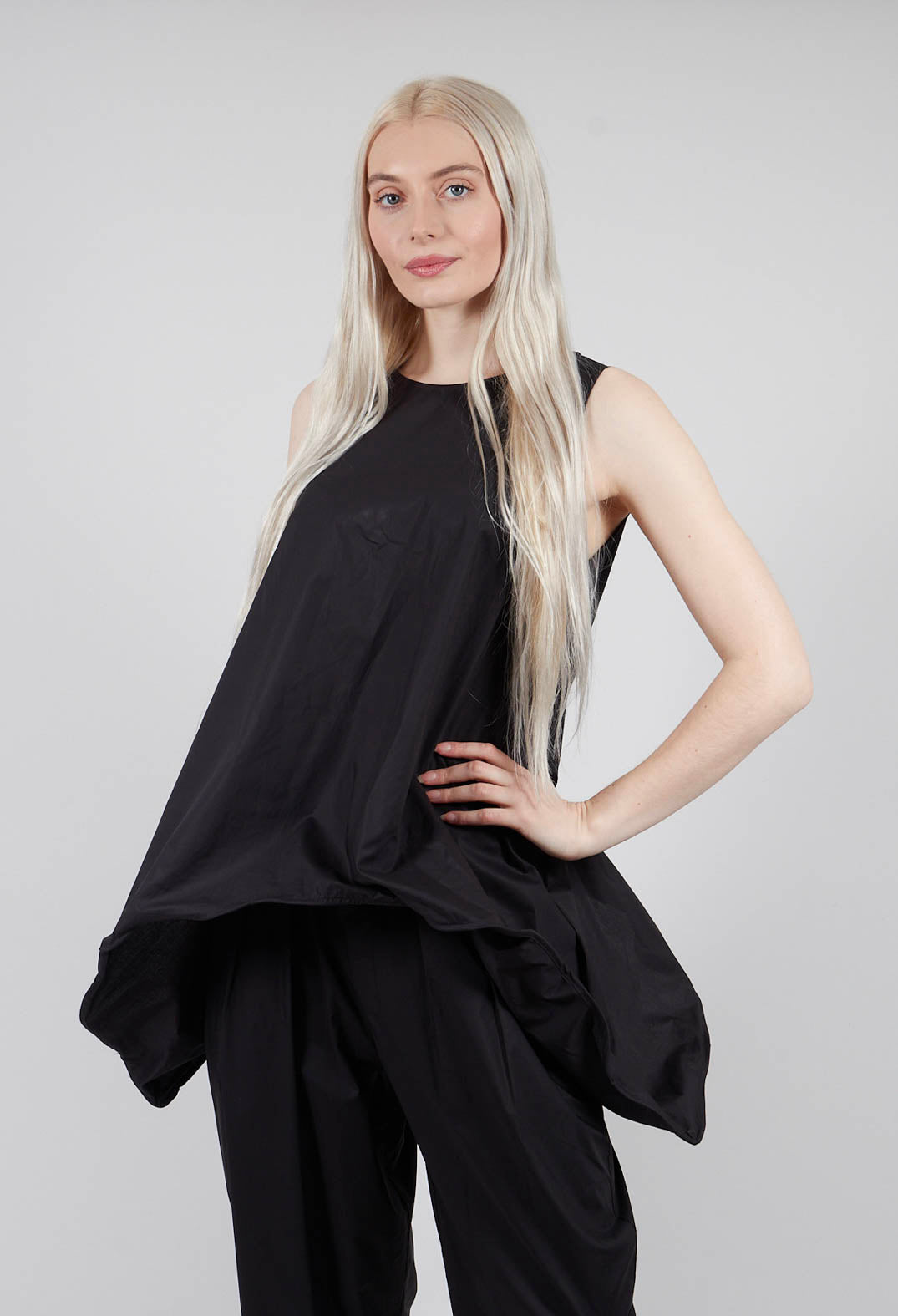 Longline Tunic in Nero