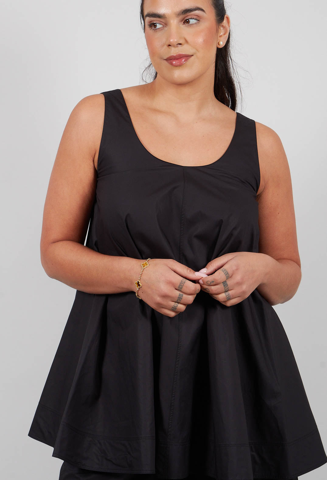 Vest top in Nero