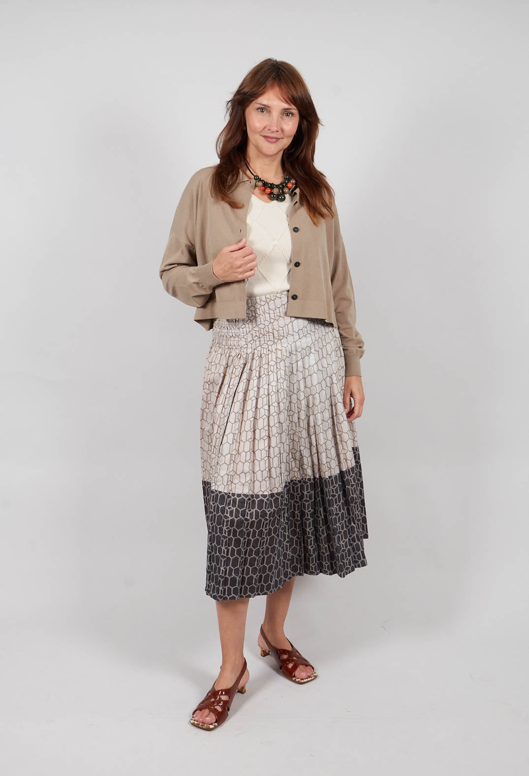 Sleeveless Vest in Greige