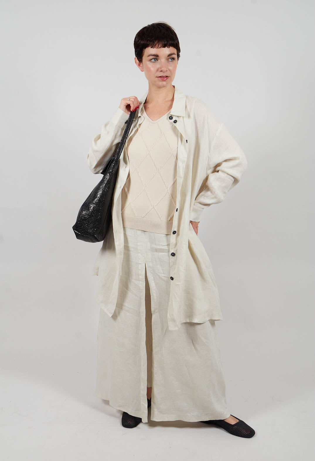 Sleeveless Vest in Greige