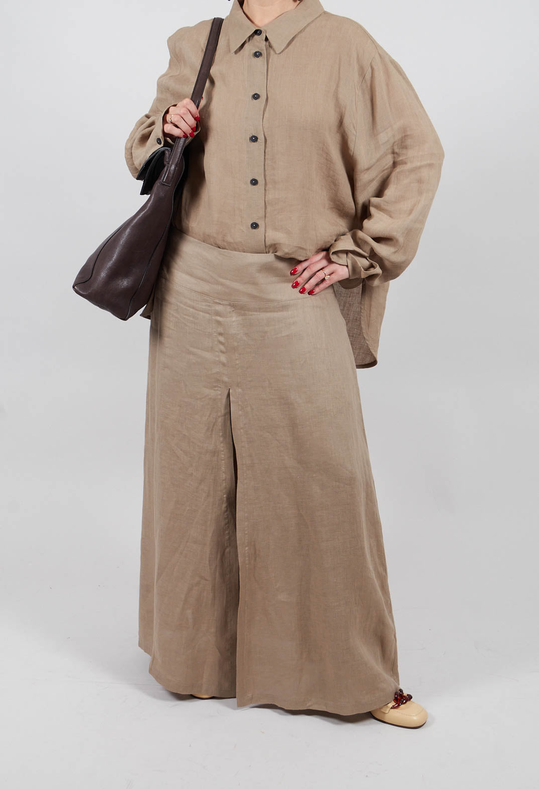 Wide Leg Trouser in Taupe