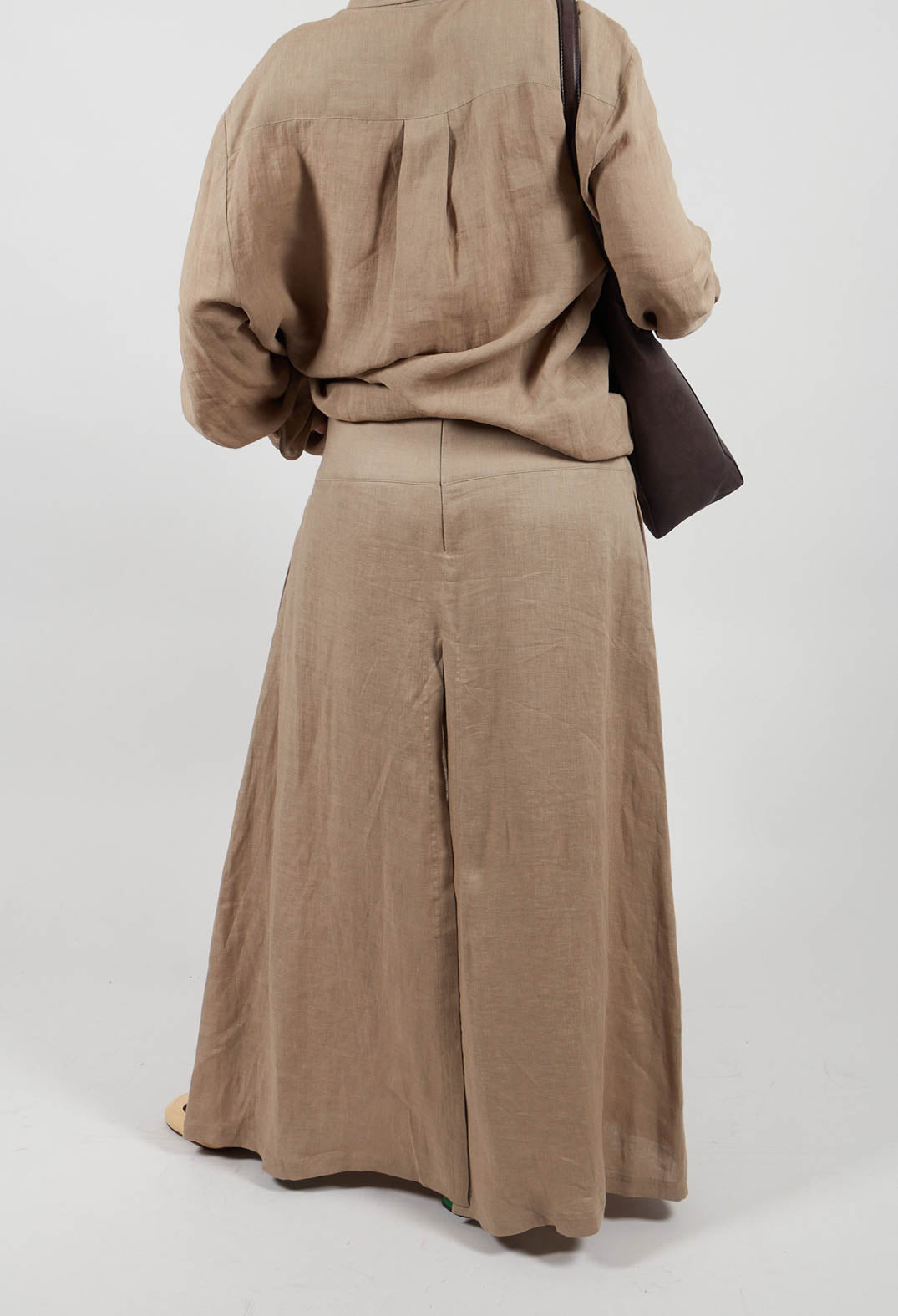 Wide Leg Trouser in Taupe
