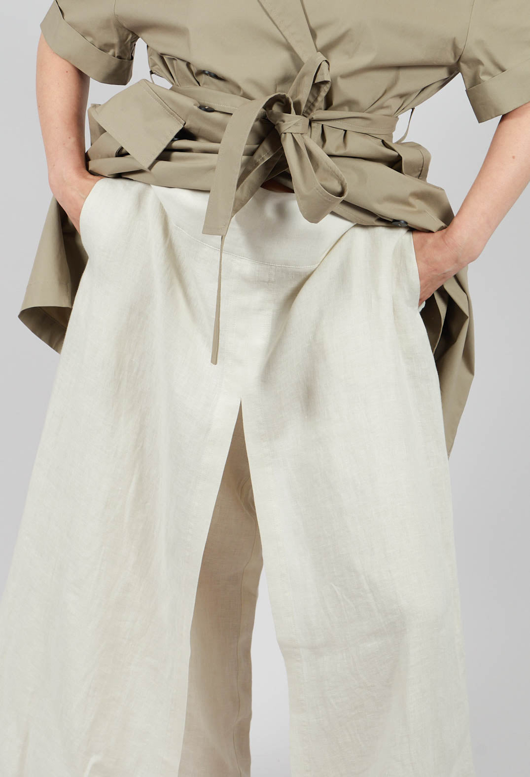 Wide Leg Trouser in Greige