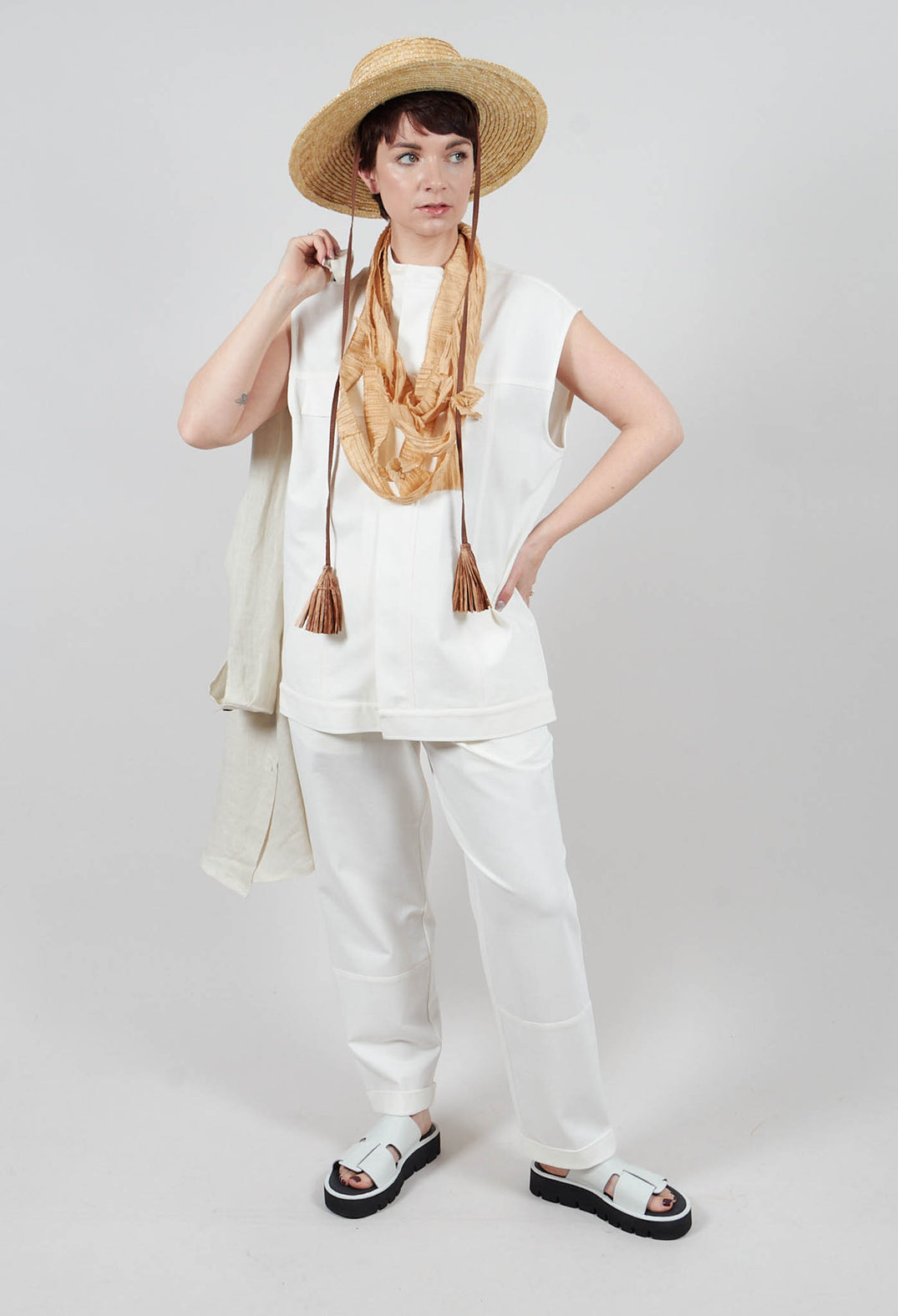Gillet in Off White