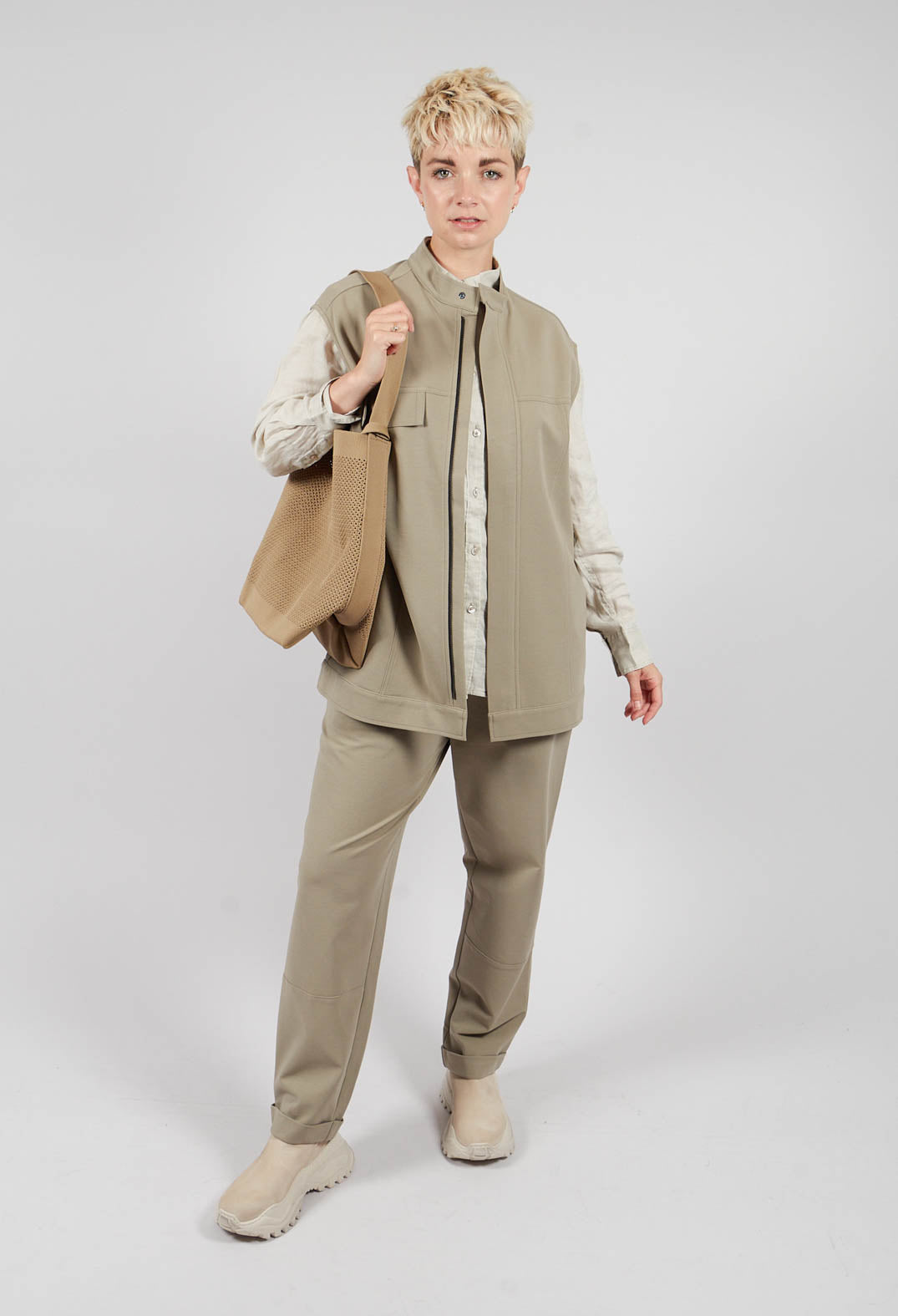 Gillet in Taupe