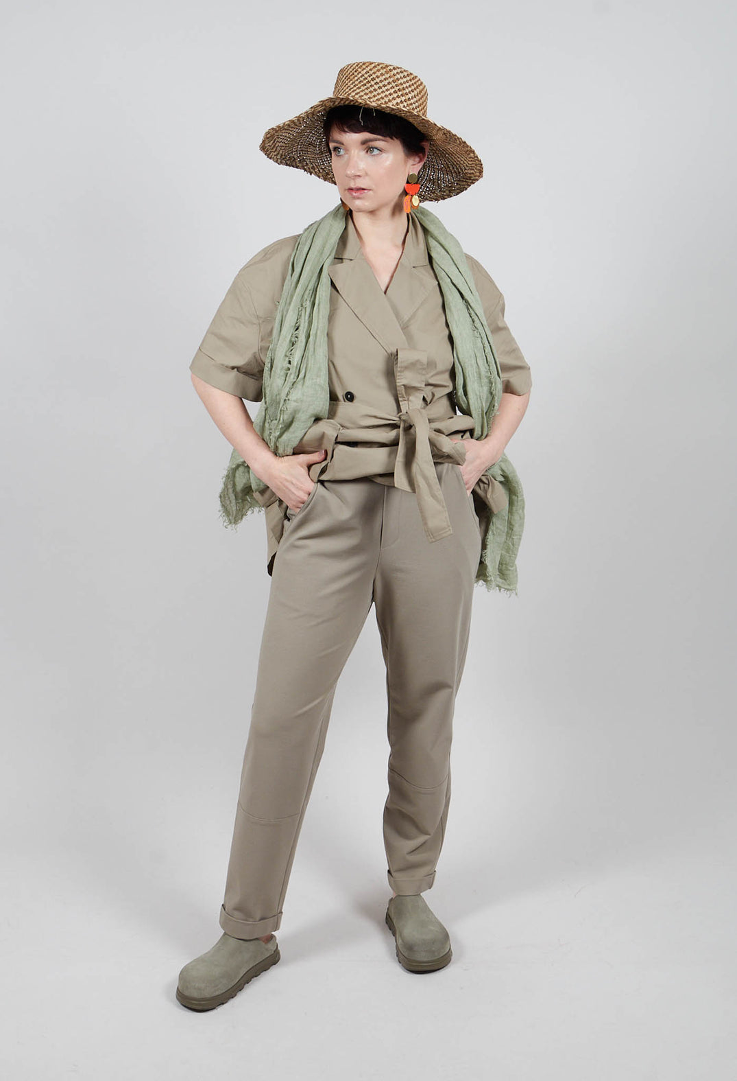 Slim Fit Trouser in Taupe