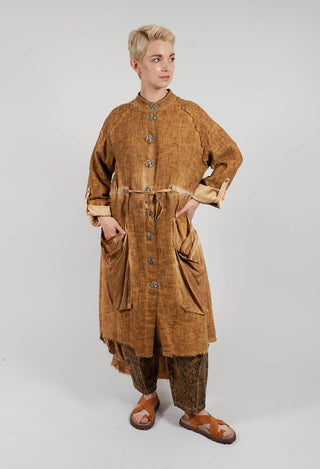 Dust Coat with Large Pockets in Bronze Honey