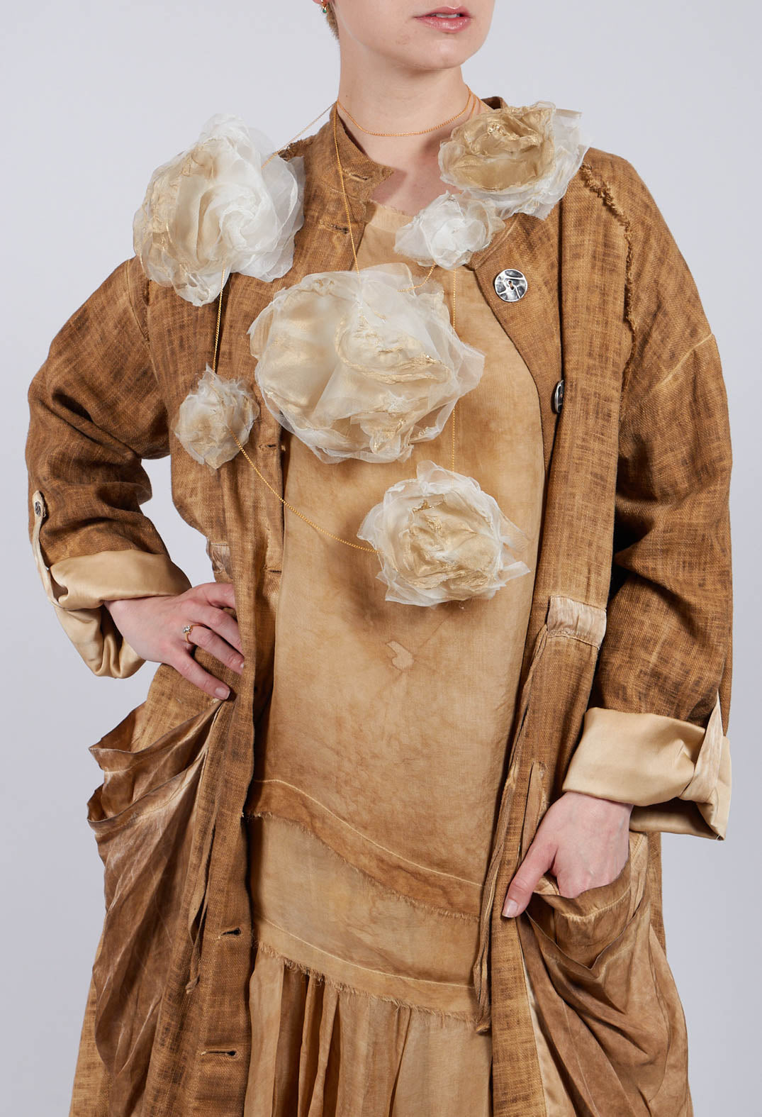 Dust Coat with Large Pockets in Bronze Honey