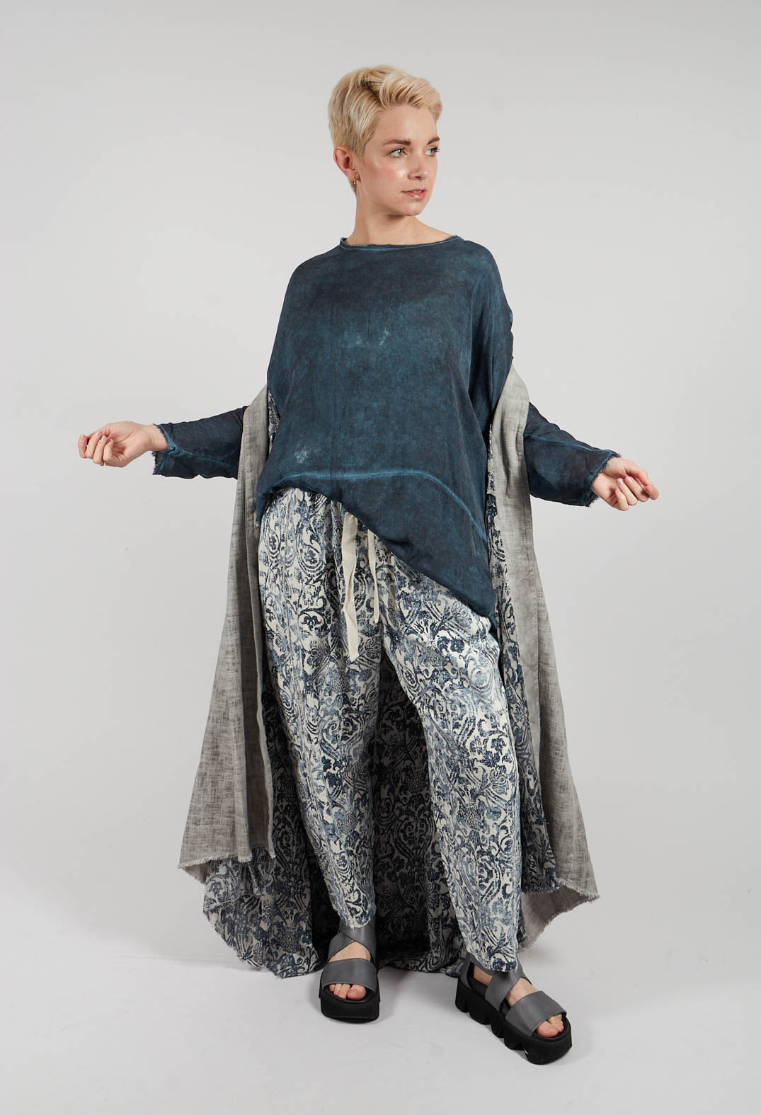 Round Neck Top in Blue Matisse