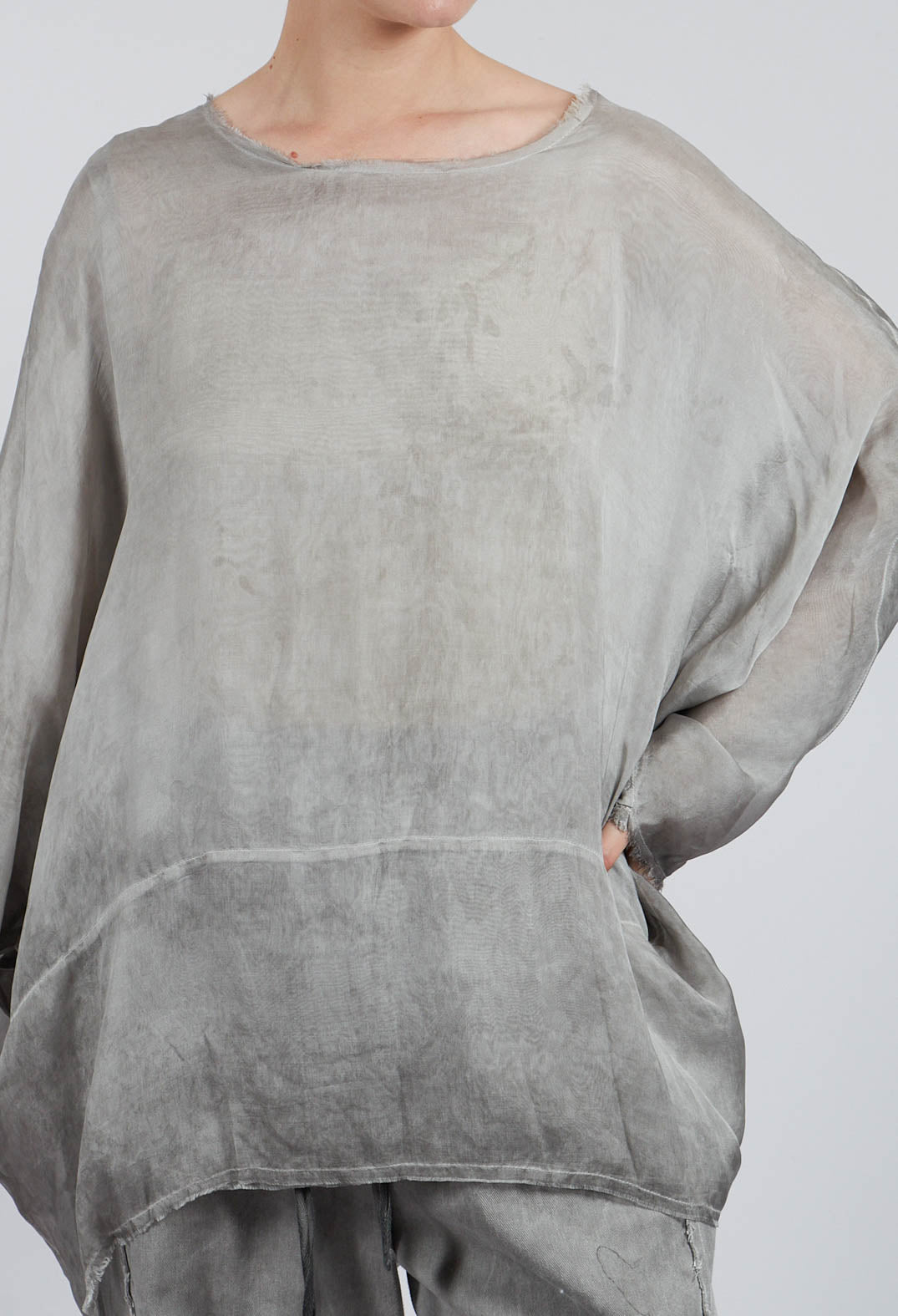 Round Neck Top in Grey Shadow