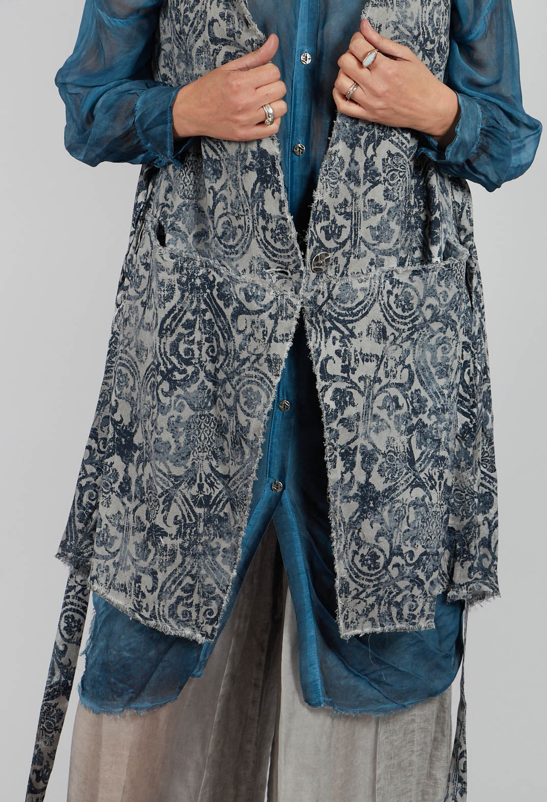 Longline Gilet in Grey Shadow