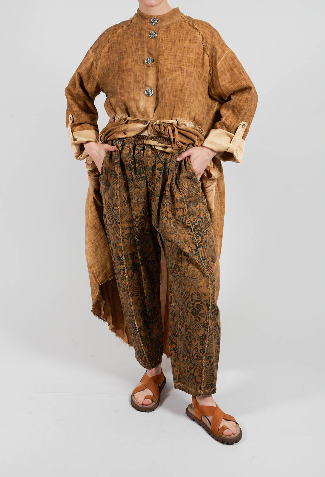 Relaxed Fit Trousers in Bronze Honey