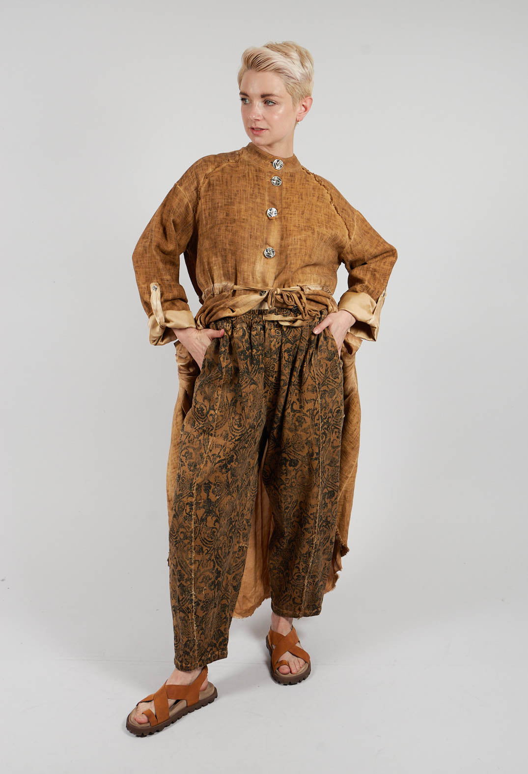 Relaxed Fit Trousers in Bronze Honey