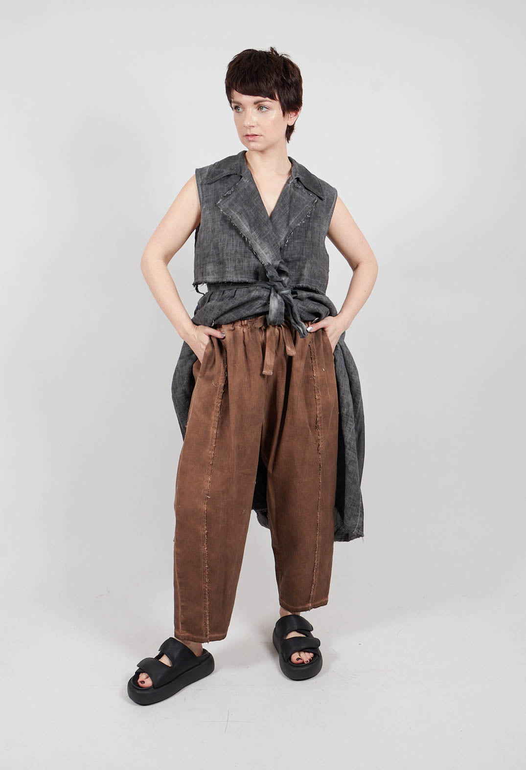 Relaxed Fit Trousers in Plain Spicy Cinnamon