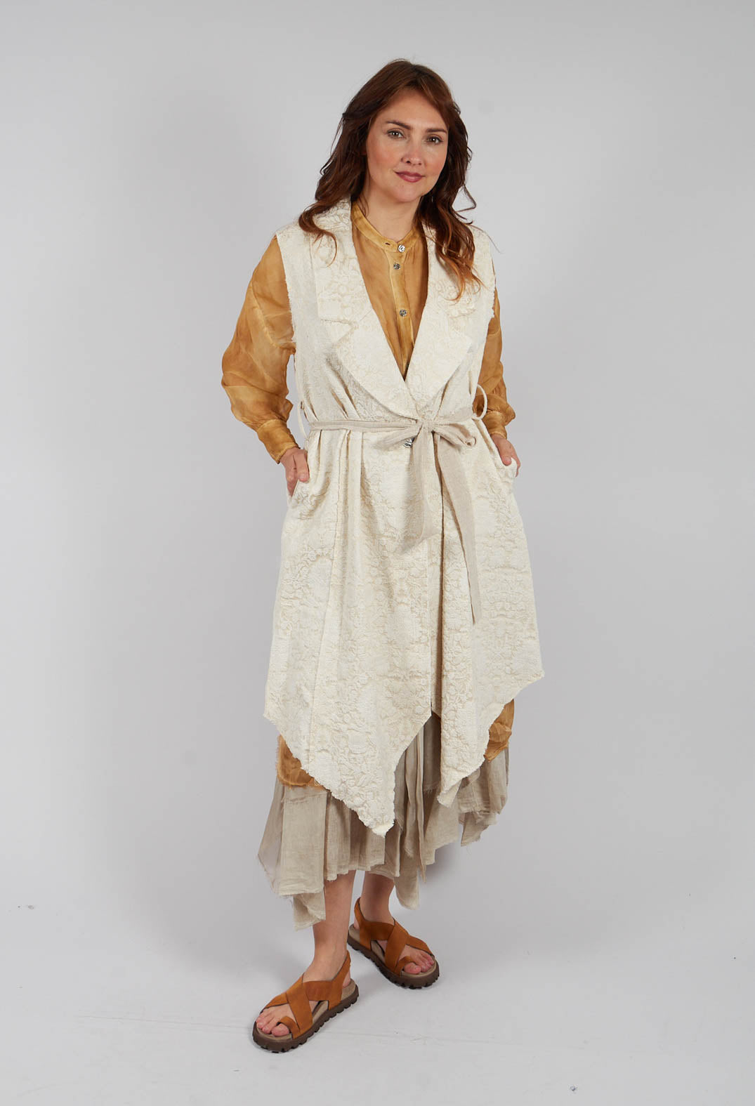 Jacquard Gilet in Antique White