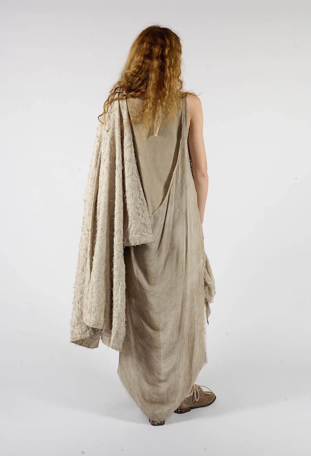 Sleeveless Dress with Ruffle in Sand Shell