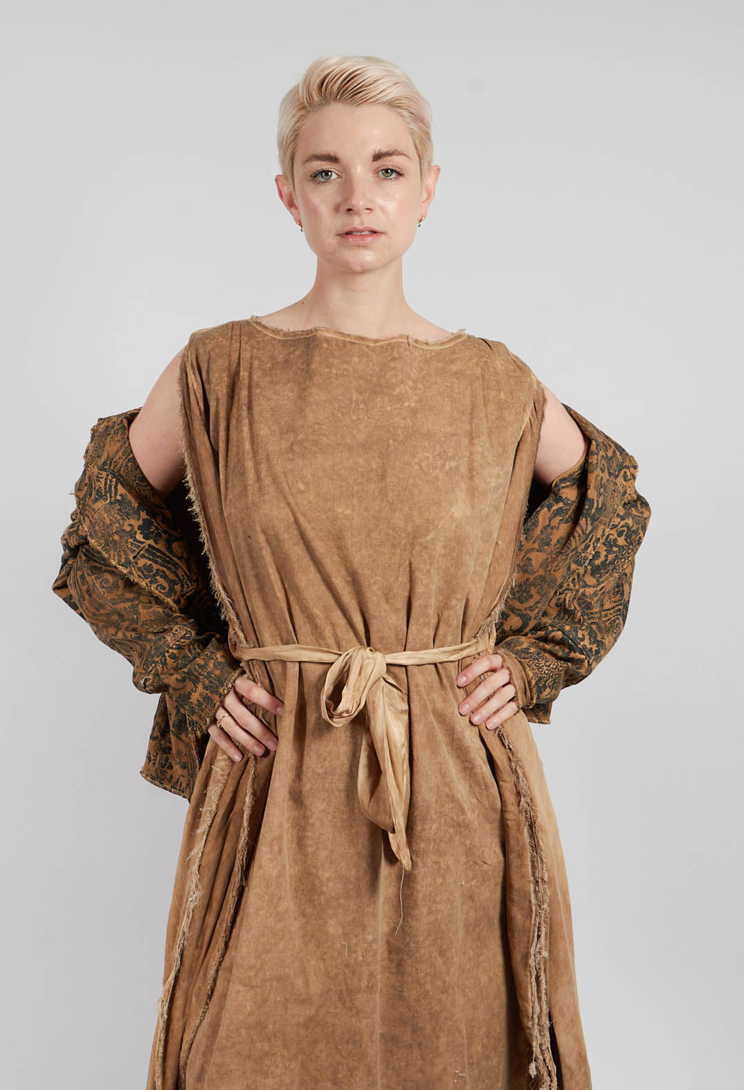Maxi Dress in Bronze Honey