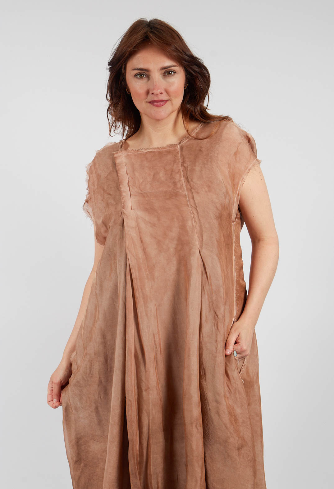 Long Dress with Short Sleeves in Spicy Cinnamon