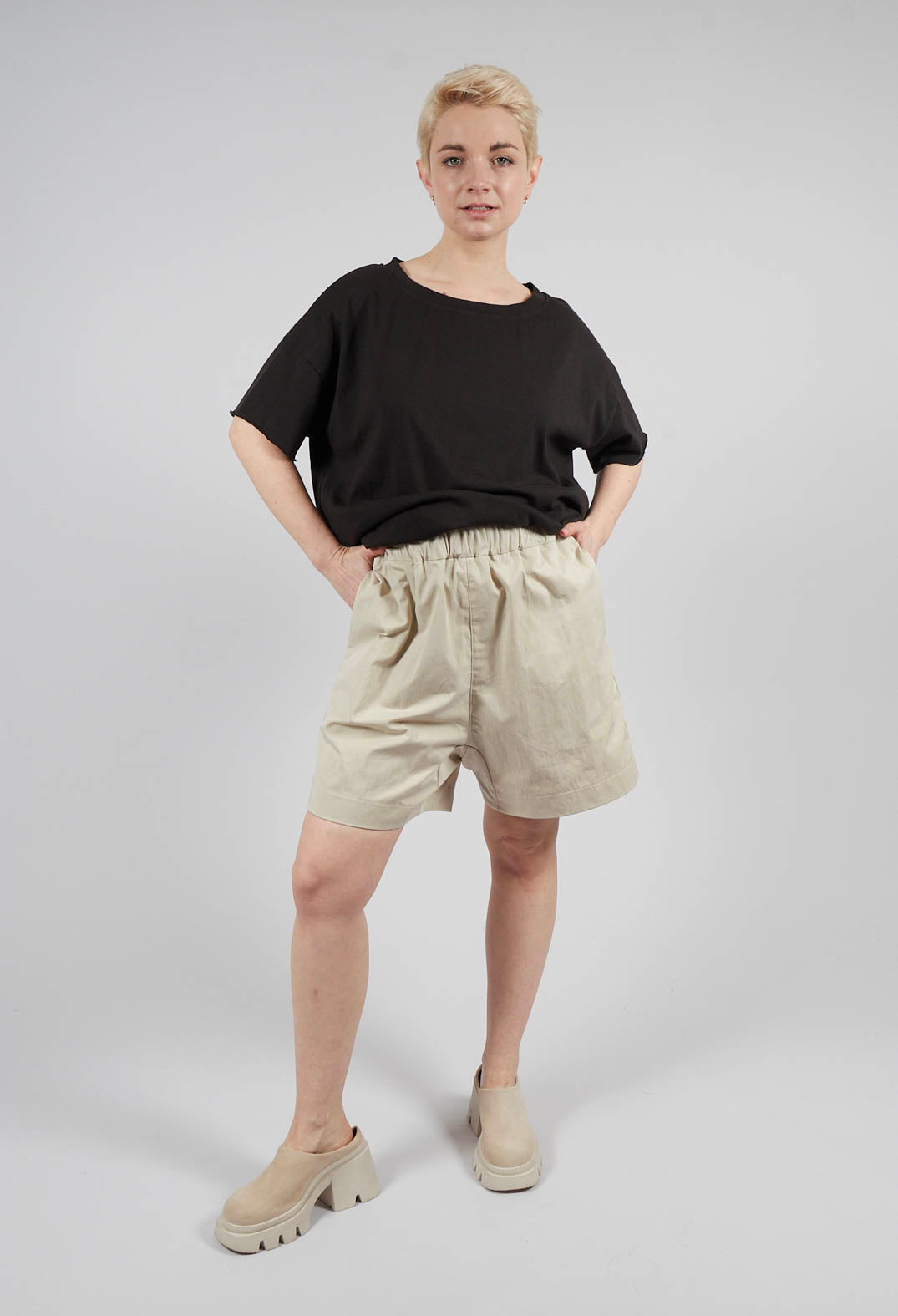 Shorts WG in Stone