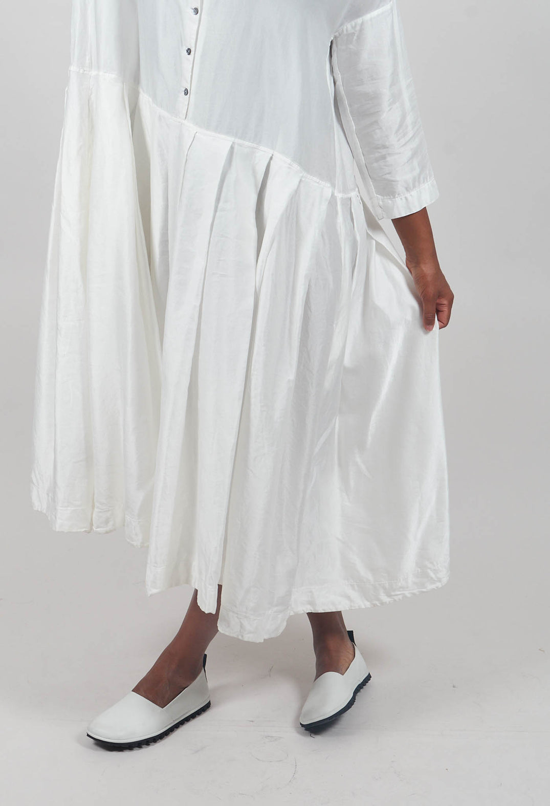 Pleated Collar Dress SC in Milk