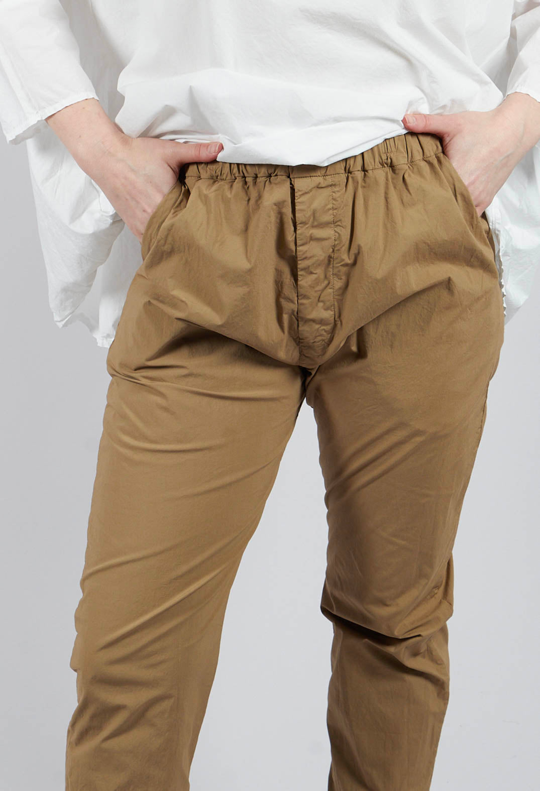 Slim Trousers TS in Gold