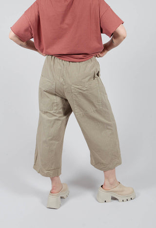 Wide and Short Trousers CC in Stone