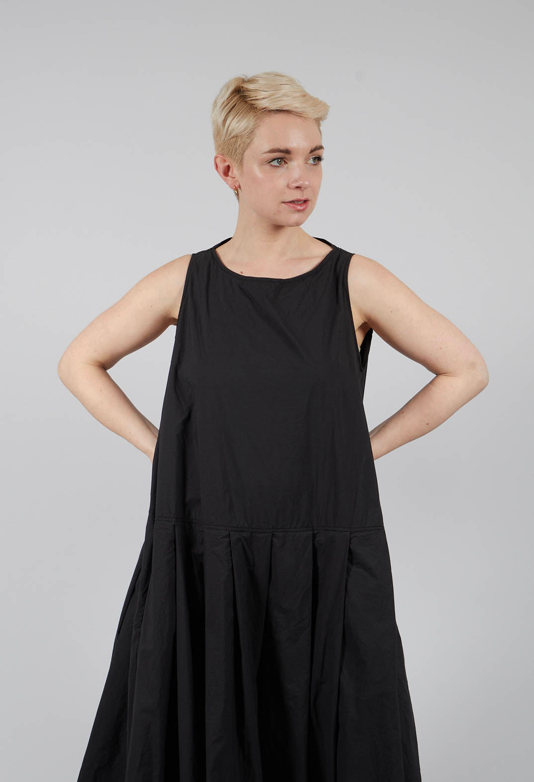 Pleated Sleeveless Dress TC in Black