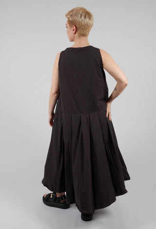 Pleated Sleeveless Dress TC in Brown