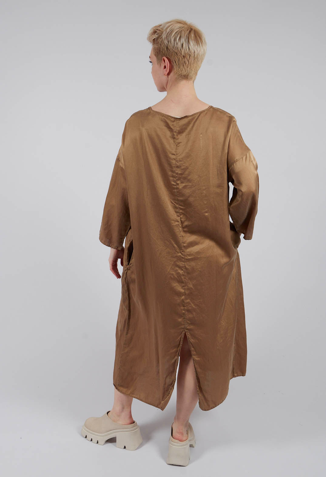 Simple T-Dress SC in Gold