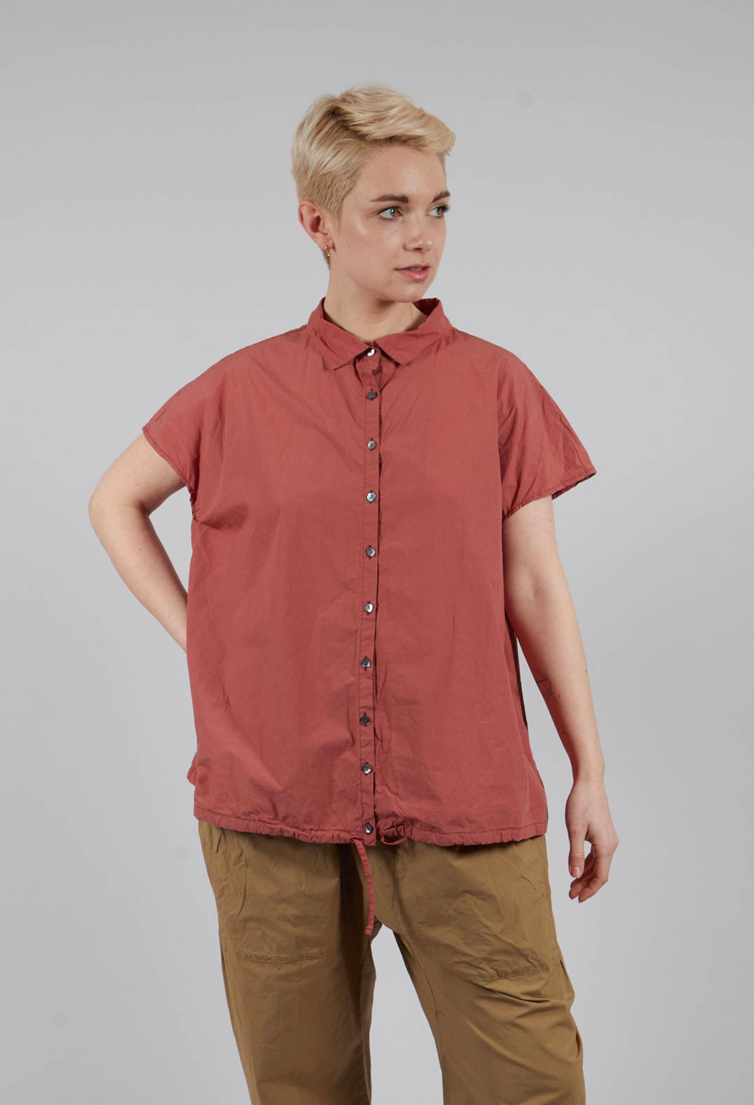 Short Sleeveless Shirt TC in Coral