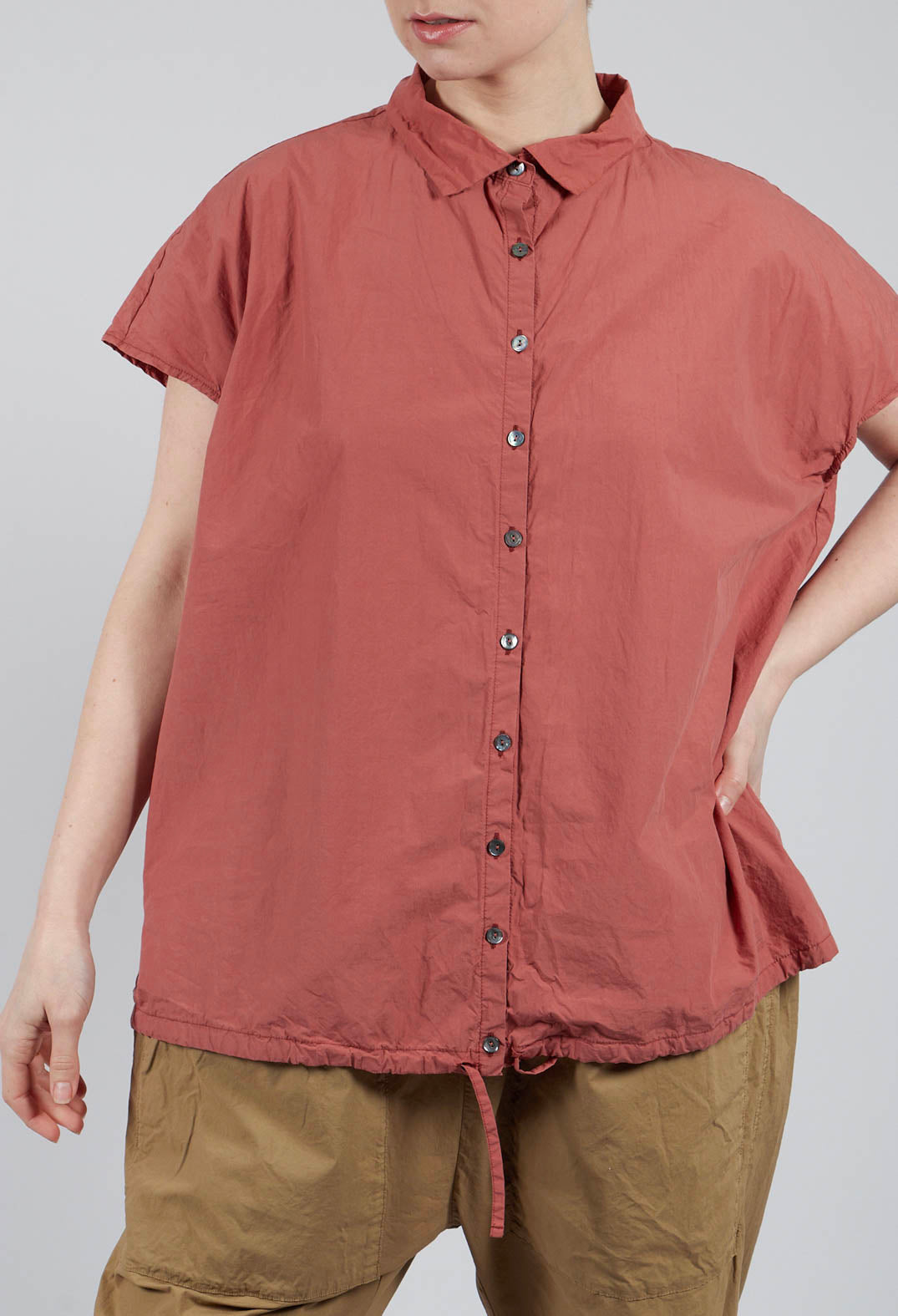 Short Sleeveless Shirt TC in Coral