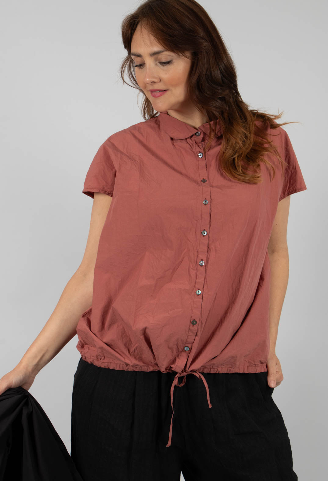 Short Sleeveless Shirt TC in Coral