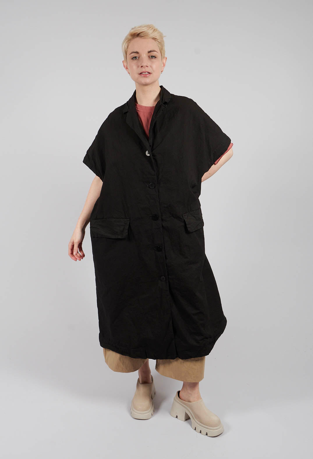 Sleeveless Coat CC in Brown