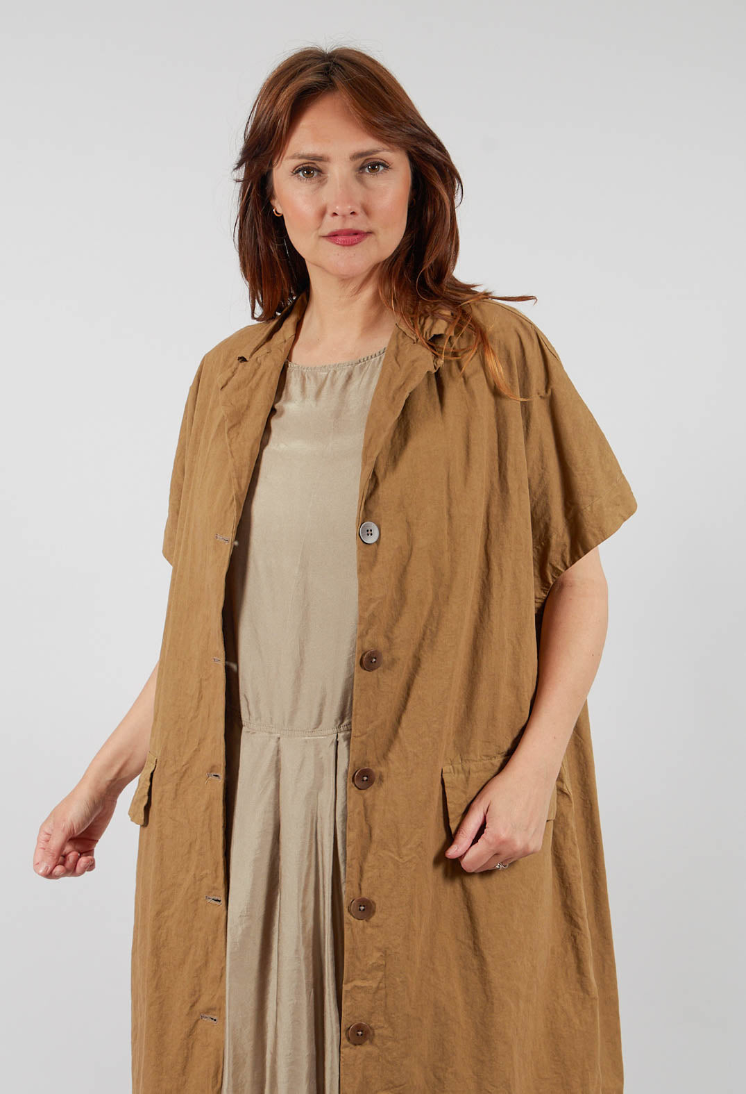 Sleeveless Coat CC in Gold