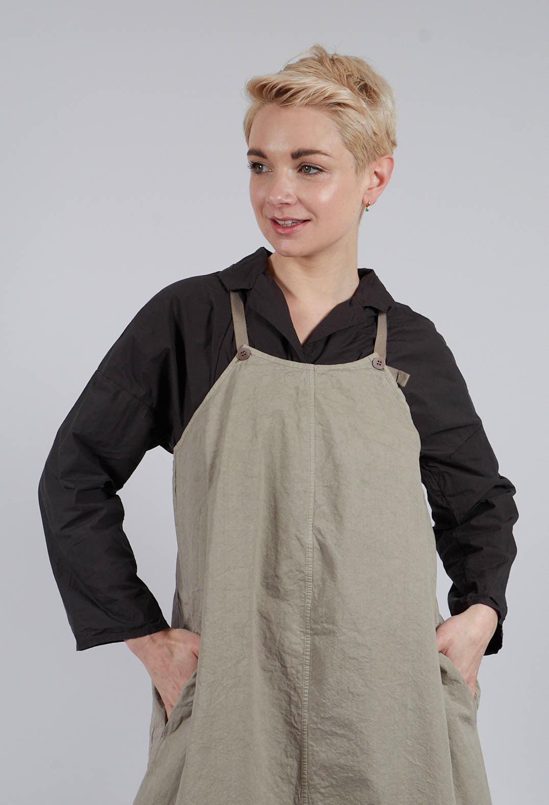 Salopette Pinafore CC in Stone