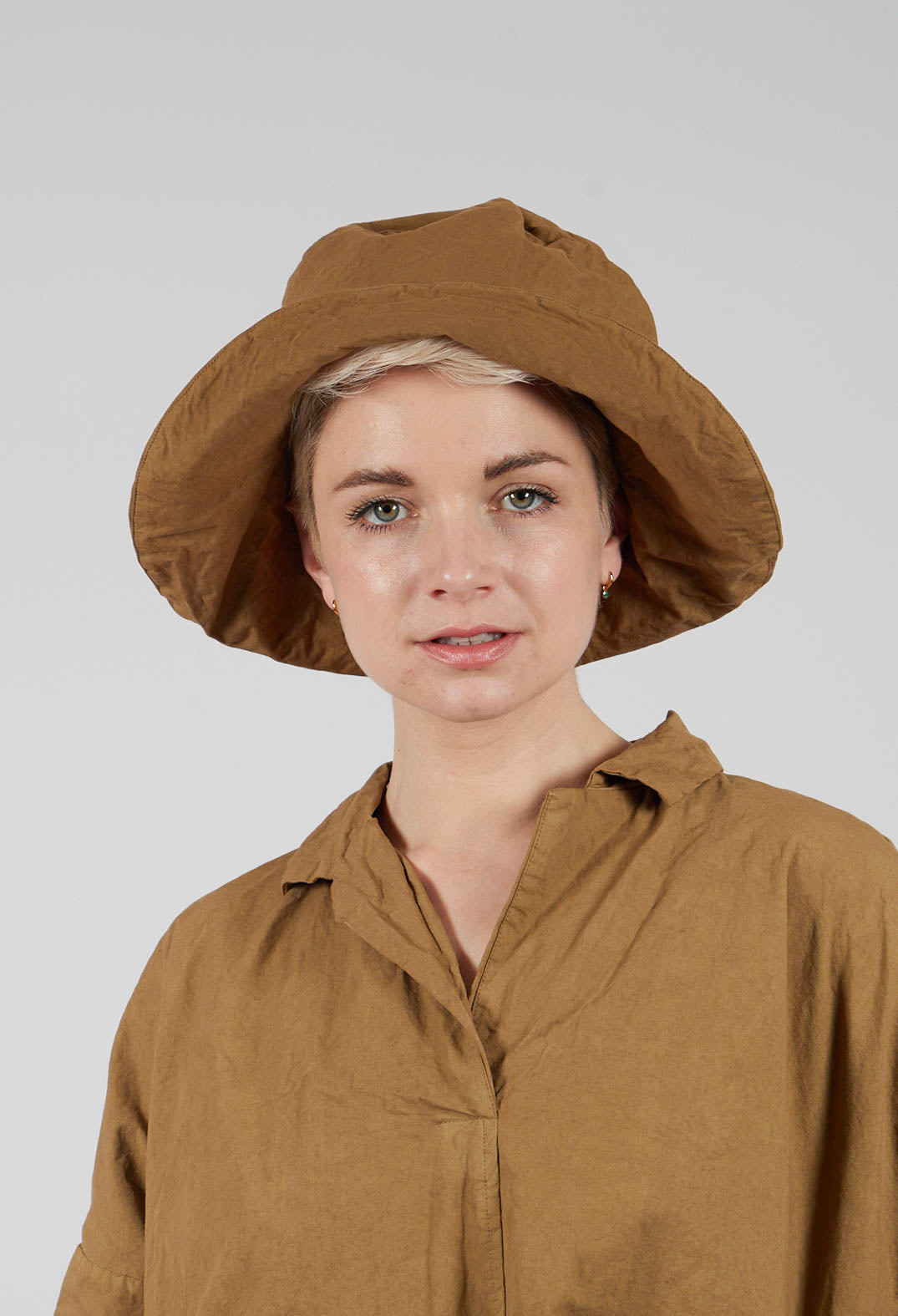 Hat CC and TC in Gold