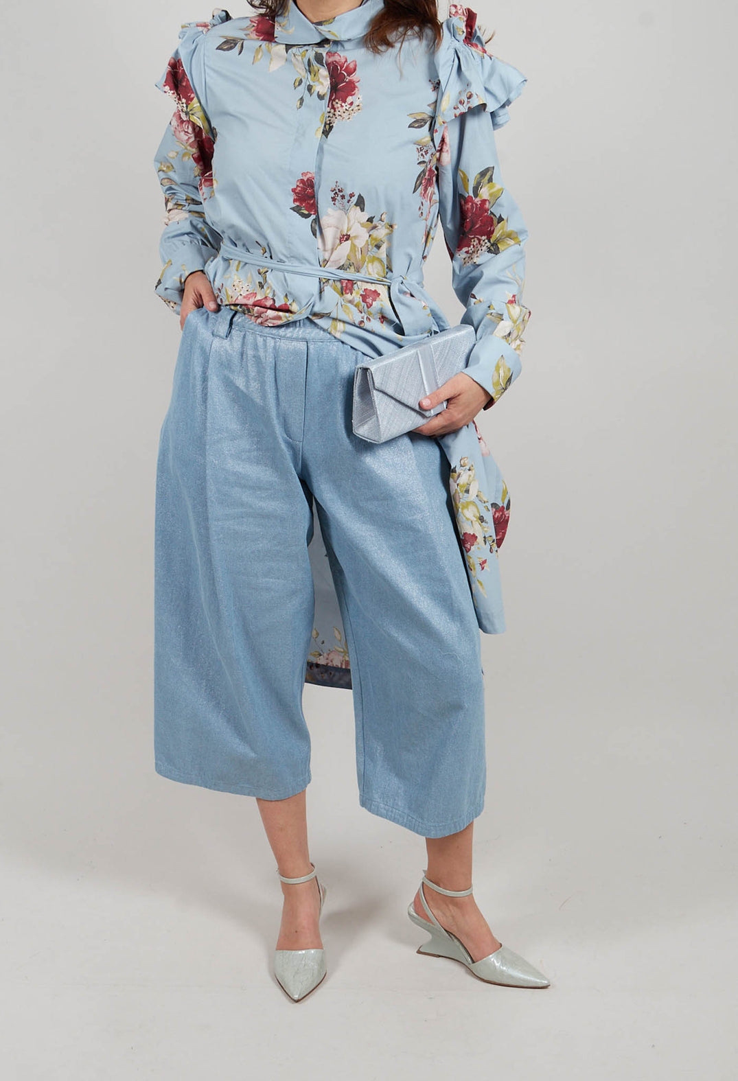 Wide Leg Jean in Jean Gold